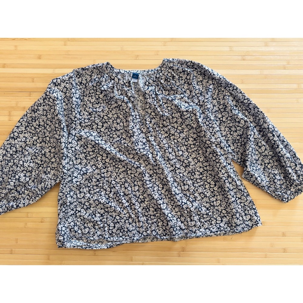 Old Navy XL Petite Navy Blue White Ditsy Floral Cotton Split Neck Blouse Top